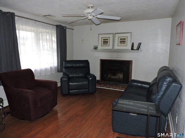 House for sale in South Windsor, Connecticut