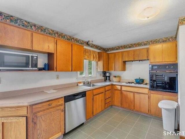 House for sale in South Windsor, Connecticut