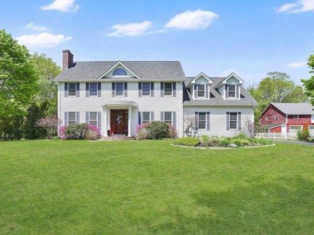 House for sale in Southampton, Massachusetts
