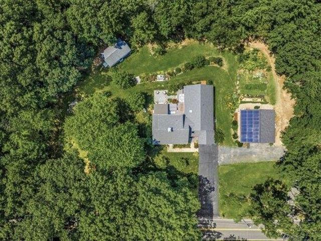 House for sale in Southampton, Massachusetts