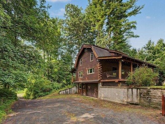 House for sale in Swanson Corners, Southampton