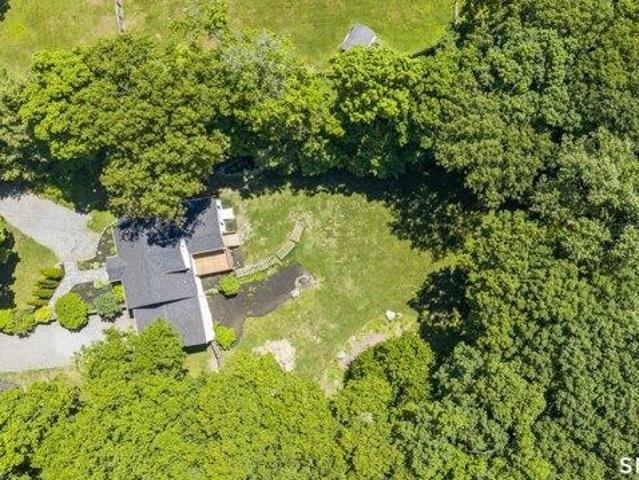 House for sale in Southbury, Connecticut