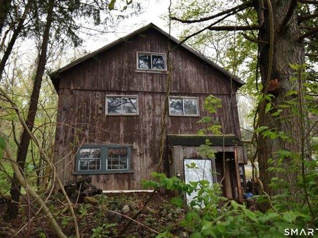 House for sale in Southbury, Connecticut