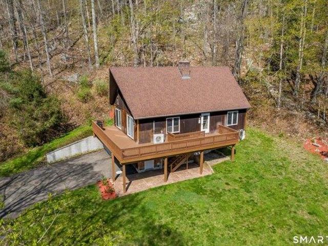 House for sale in Southbury, Connecticut