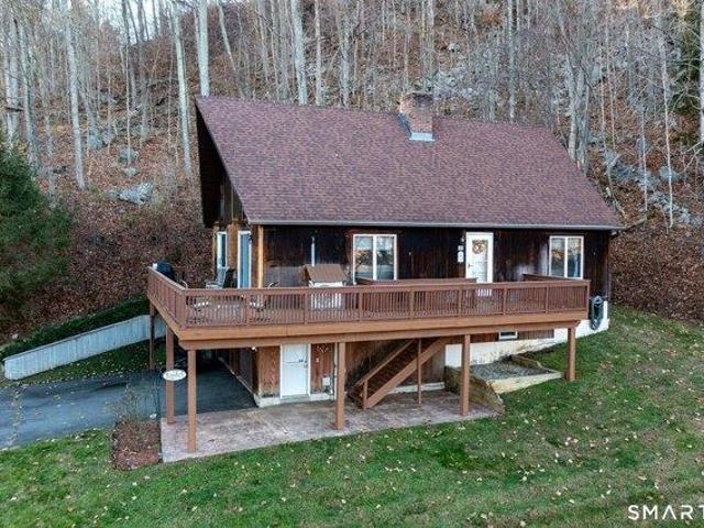 House for sale in Southbury, Connecticut
