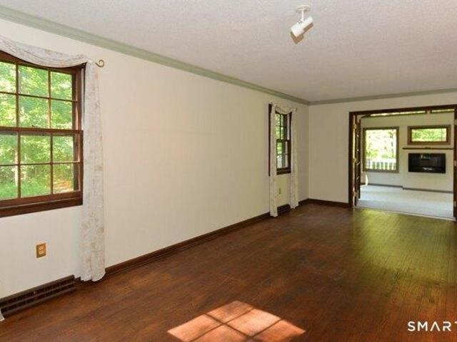 House for sale in Southbury, Connecticut