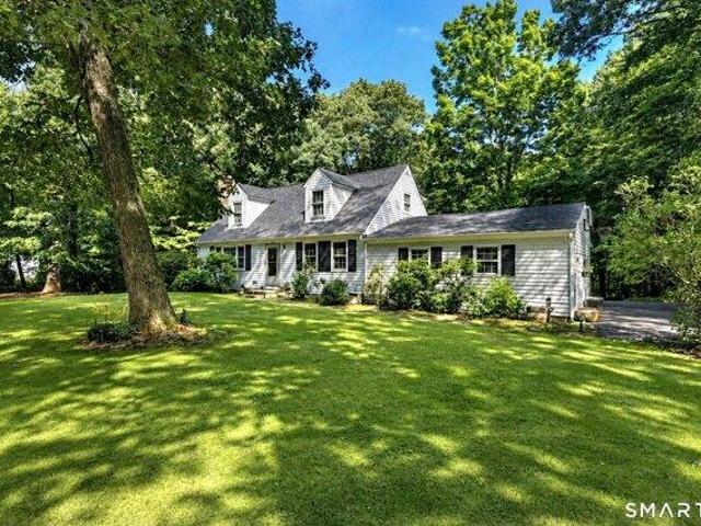House for sale in Southbury, Connecticut