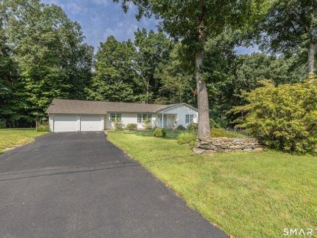 House for sale in Southbury, Connecticut
