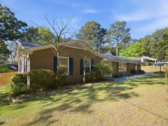 House for sale in Southern Pines, North Carolina
