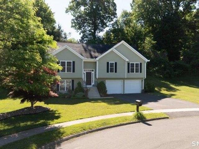 House for sale in Southington, Connecticut