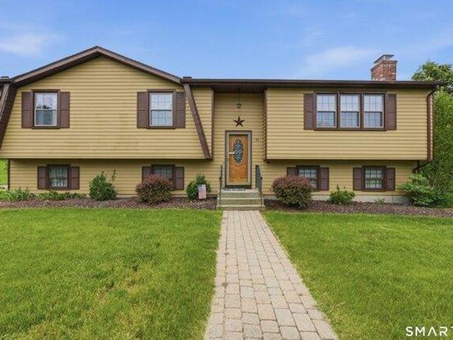 House for sale in Southington, Connecticut