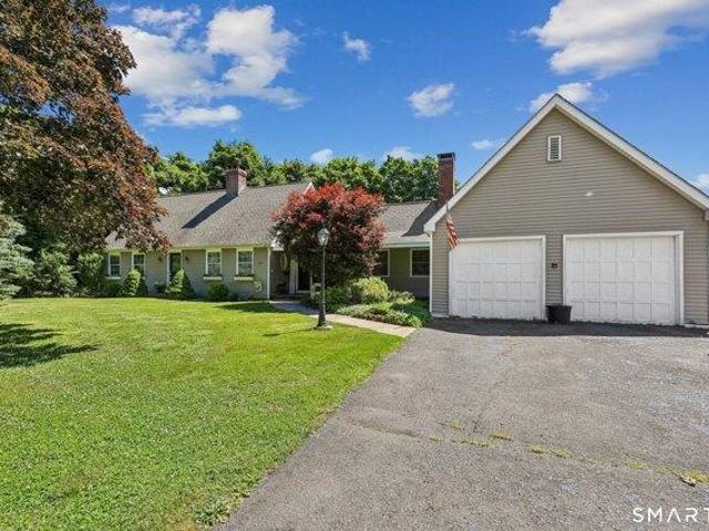 House for sale in Southington, Connecticut