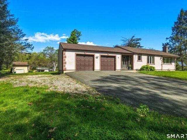 House for sale in Southington, Connecticut