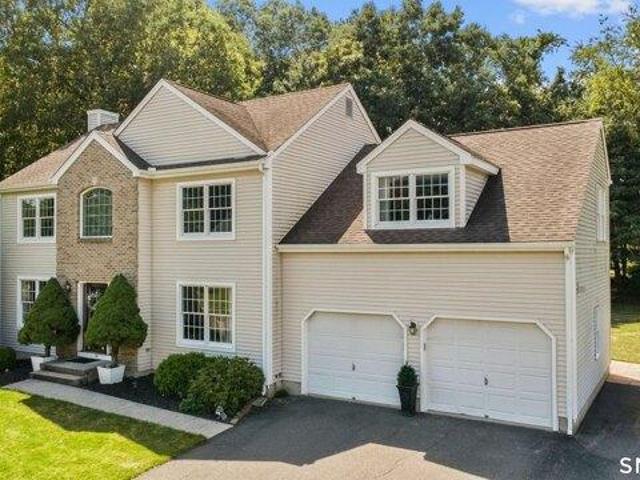 House for sale in Southington, Connecticut