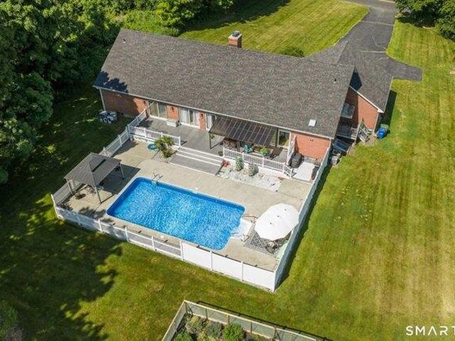 House for sale in Southington, Connecticut