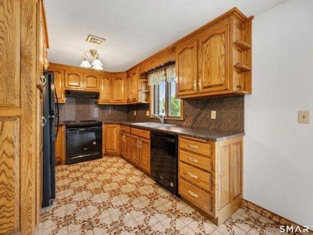 House for sale in Southington, Connecticut