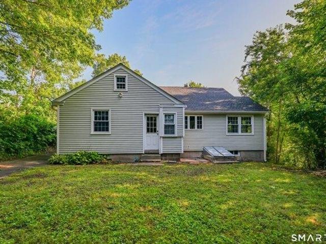 House for sale in Southington, Connecticut