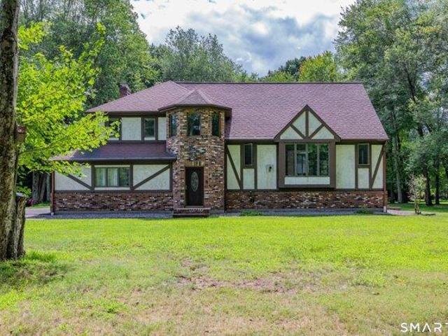 House for sale in Milldale, Southington