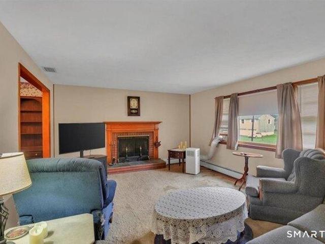 House for sale in Southington, Capitol Planning Region