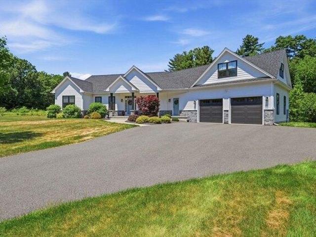 House for sale in Hampden, Massachusetts