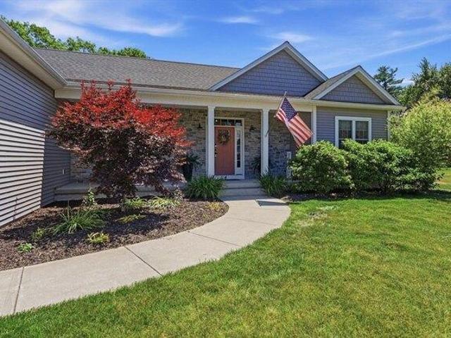 House for sale in Hampden, Massachusetts