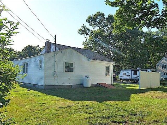 House for sale in Hampden, Massachusetts