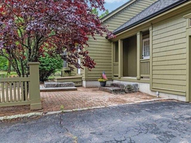House for sale in Spencer, Massachusetts