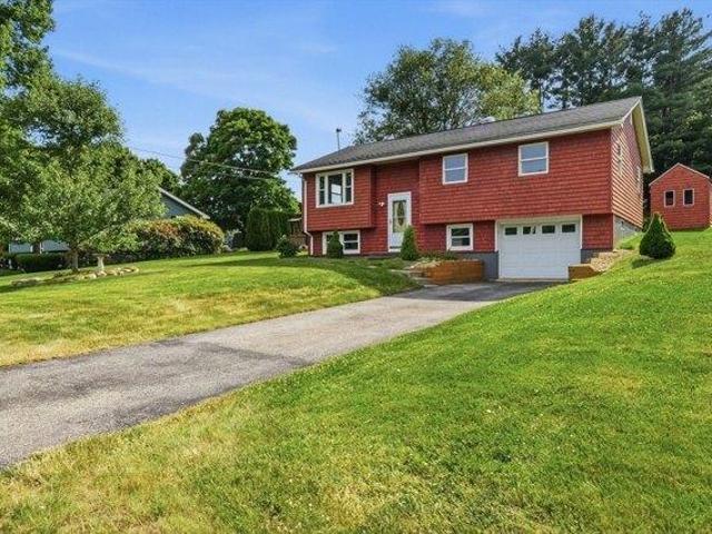 House for sale in Spencer, Massachusetts