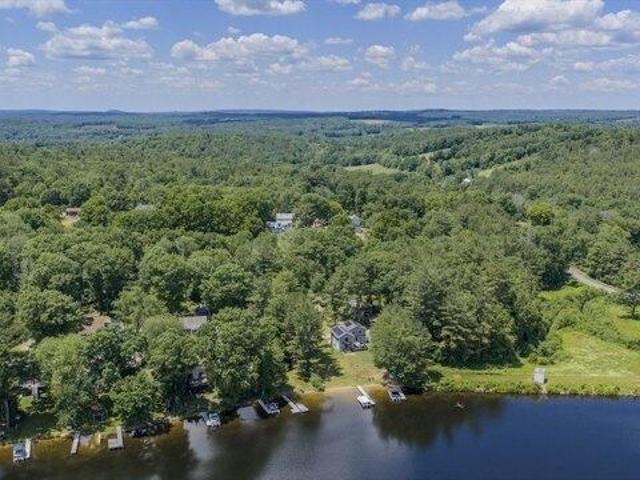 House for sale in Spencer, Massachusetts