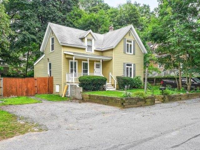 House for sale in Spencer Town Center Historic District, Spencer
