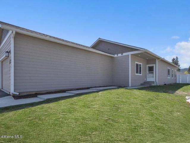 House for sale in Spirit Lake
