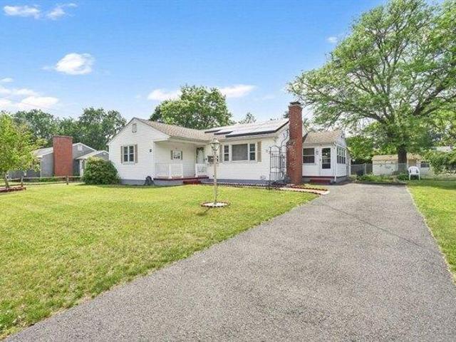 House for sale in Hampden, Massachusetts
