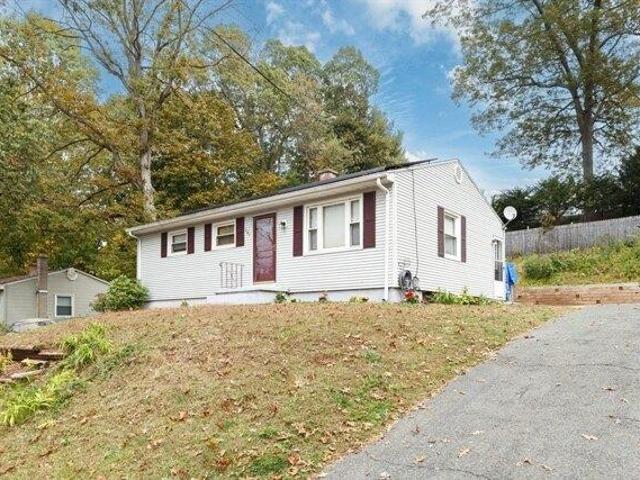 House for sale in Hampden, Massachusetts
