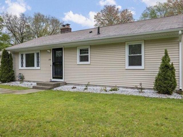 House for sale in Hampden, Massachusetts