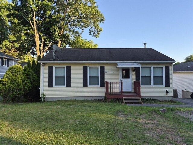 House for sale in Hampden, Massachusetts