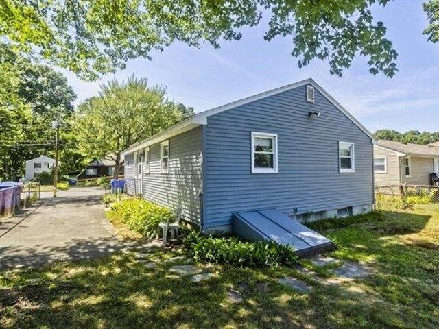 House for sale in Hampden, Massachusetts