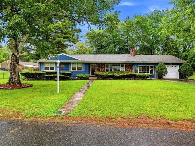 House for sale in Hampden, Massachusetts