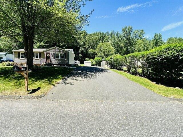 House for sale in Hampden, Massachusetts
