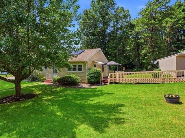 House for sale in Hampden, Massachusetts