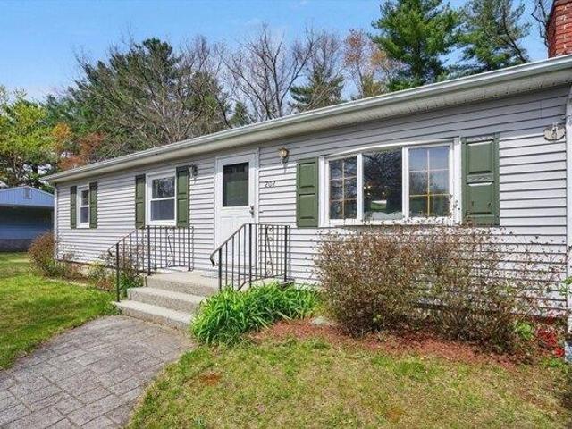 House for sale in Hampden, Massachusetts