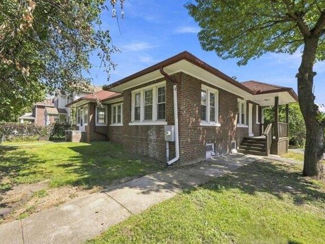 House for sale in Indian Orchard, Springfield