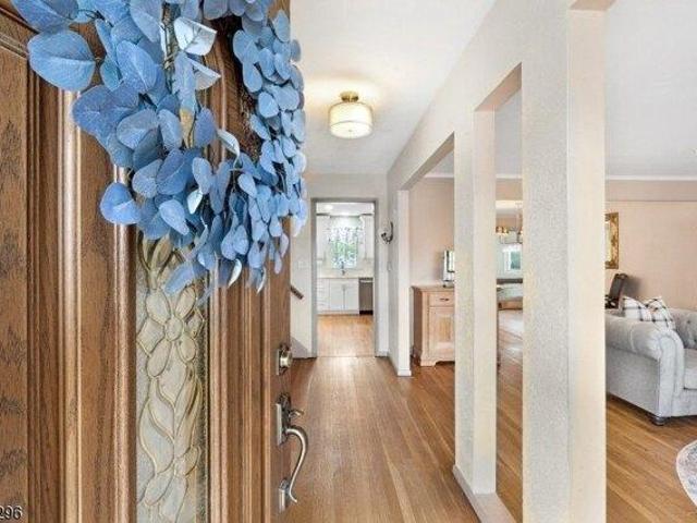 House for sale in Springfield, New Jersey