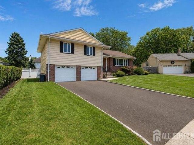 House for sale in New Providence, New Jersey