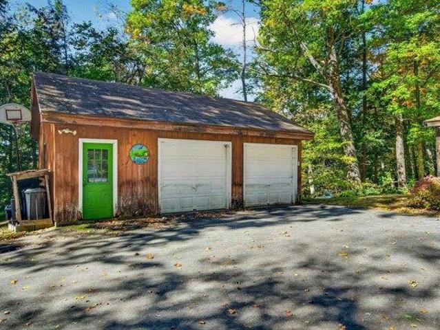 House for sale in Springfield, Windsor County