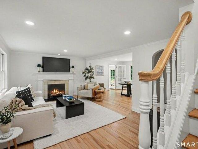 House for sale in Cos Cob, Connecticut