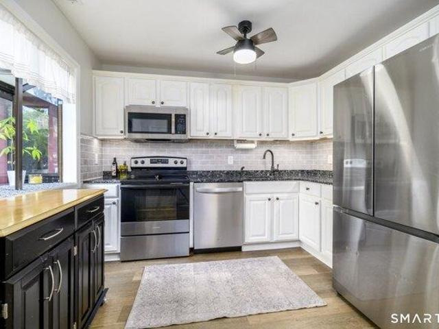 House for sale in Cos Cob, Connecticut