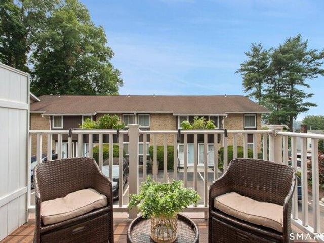 House for sale in Cos Cob, Connecticut