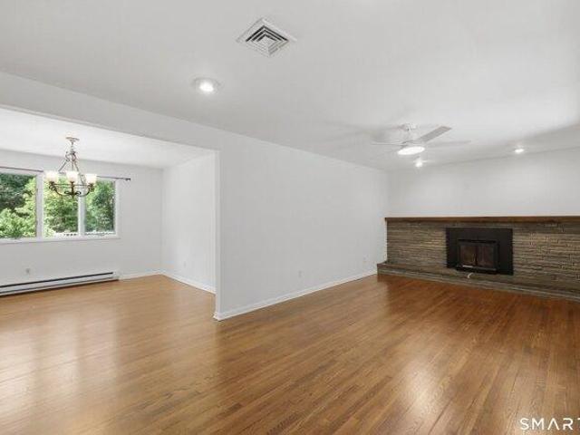 House for sale in Cos Cob, Connecticut