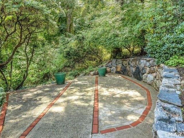 House for sale in Cos Cob, Connecticut