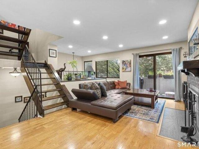House for sale in Cos Cob, Connecticut